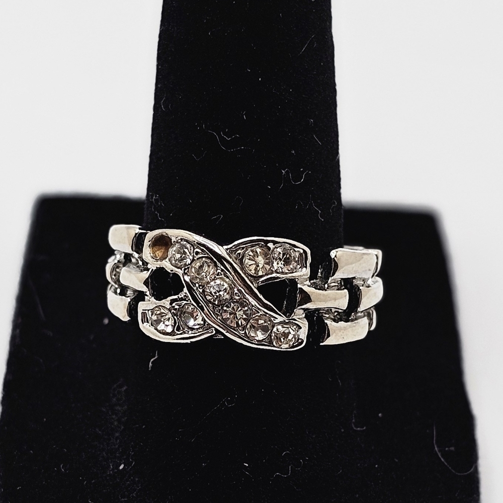 Ring - Picture 7 of 7